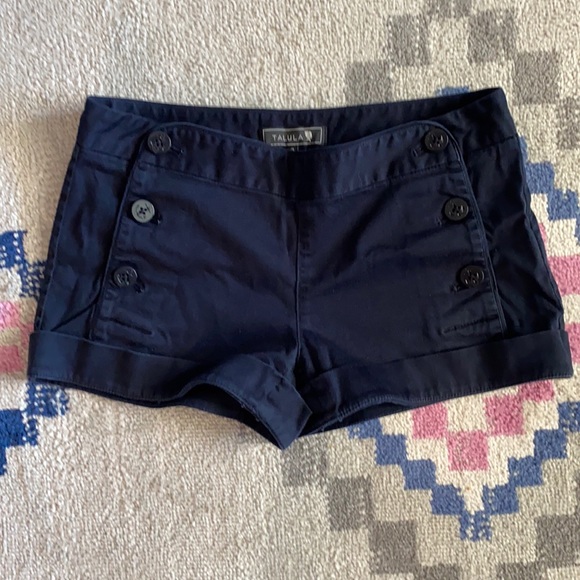 Talula shorts - Picture 1 of 3
